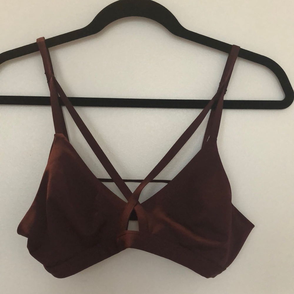 Sexy and sporty burgundy bralette - size S